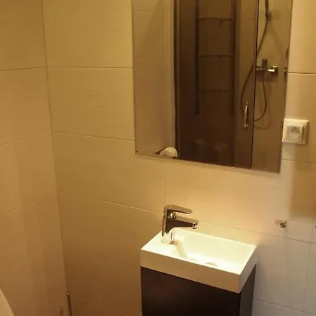 Spillo Alojamento de Acomodação e Pequeno-almoço 2*
